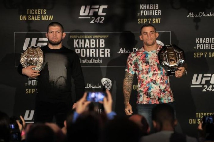 "Đại bàng" Khabib: Dustin Poirier không thể trở lại sau thất bại trước Charles Oliveira - Ảnh 1.