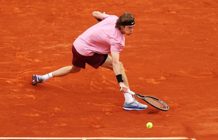 Nối bước Djokovic, Nadal bất ngờ dừng bước ở tứ kết Monte Carlo - Ảnh 8.