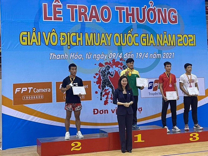 Nguyễn Trần Duy Nhất, Trương Cao Minh Phát lên ngôi tại giải Muay VĐQG 2021 - Ảnh 1.