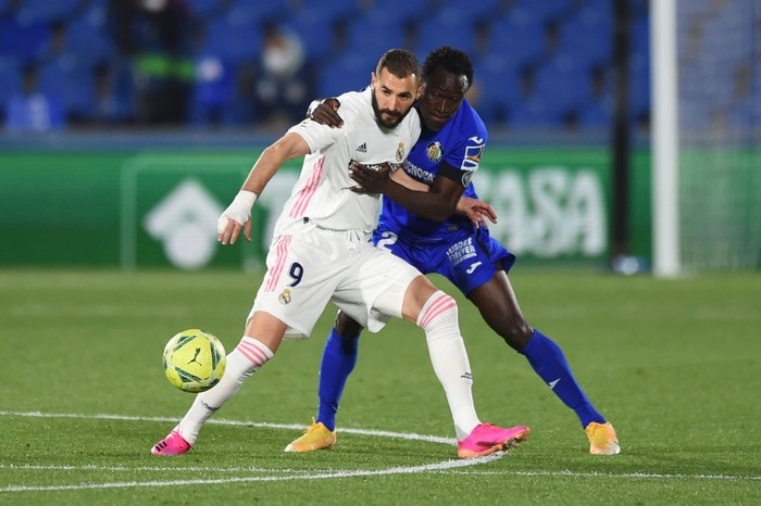 May mắn hòa Getafe, Real Madrid tự "bắn vào chân mình" trong cuộc đua vô địch La Liga - Ảnh 6.