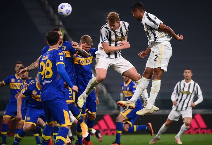 Ronaldo im tiếng trong ngày trở lại, Juventus phải nhờ đến hậu vệ để chiến thắng đội đứng áp chót Serie A - Ảnh 5.