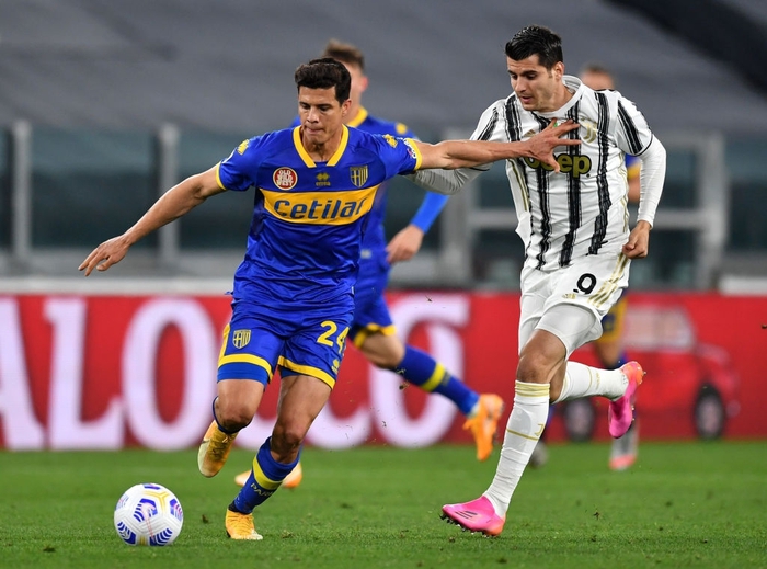 Ronaldo im tiếng trong ngày trở lại, Juventus phải nhờ đến hậu vệ để chiến thắng đội đứng áp chót Serie A - Ảnh 6.