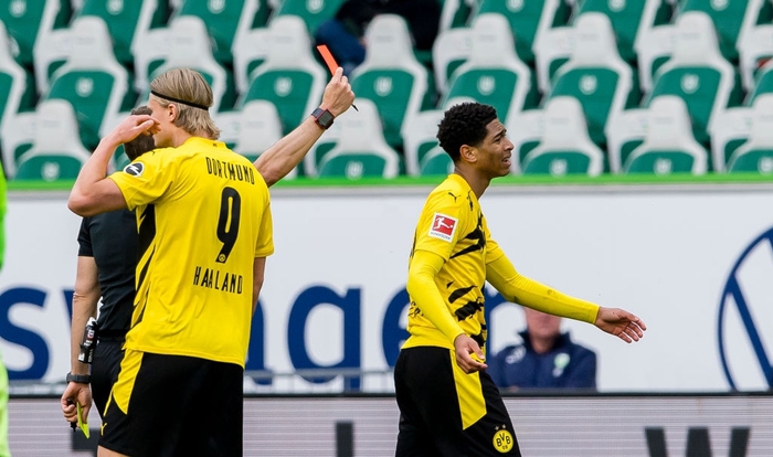 Erling Haaland bùng nổ đưa Dortmund áp sát top 4 - Ảnh 5.