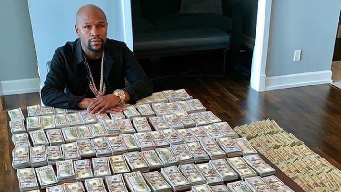 Chơi sang như Floyd Mayweather: Đổ bộ vào cửa hàng hiệu trong vòng 10 phút, tiêu luôn 1,8 tỷ  - Ảnh 3.