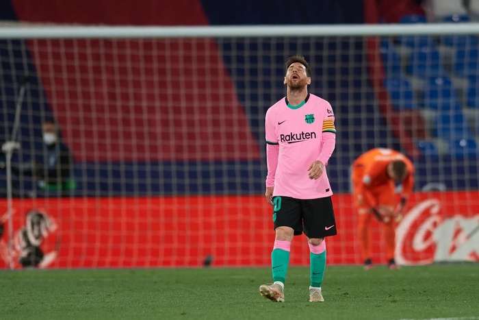 Hàng thủ thi đấu tệ hại, Barcelona tan mộng vô địch La Liga - Ảnh 7.