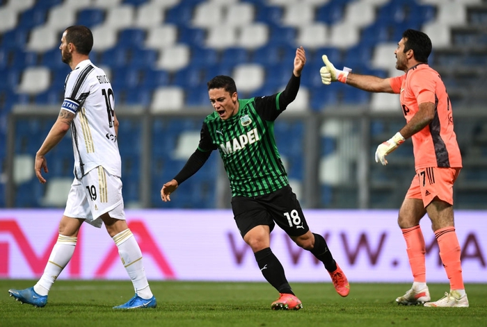 Ronaldo nổ súng, Juventus chật vật đua top 4 - Ảnh 7.