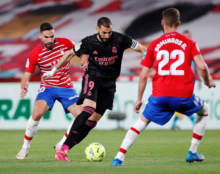 Đè bẹp Granada, Real Madrid phả hơi nóng vào cuộc đua vô địch La Liga - Ảnh 7.