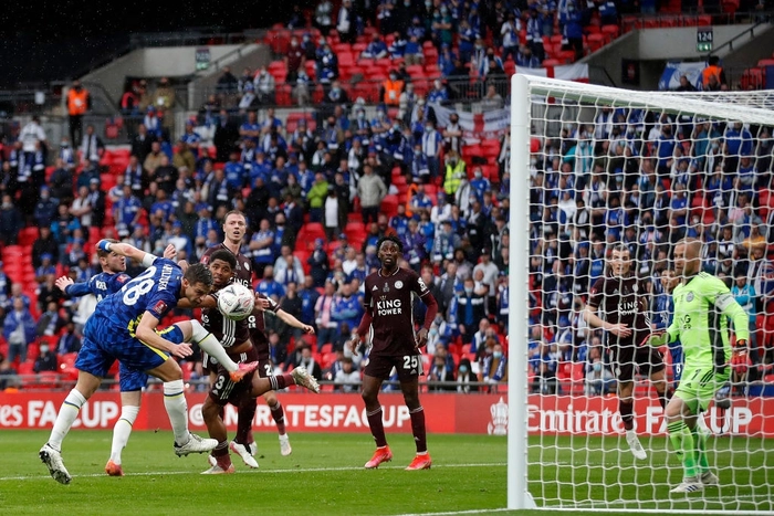 Leicester vô địch FA Cup nhờ cú nã đại bác "cháy lưới" Chelsea và drama "hút chết" phút 90 - Ảnh 3.