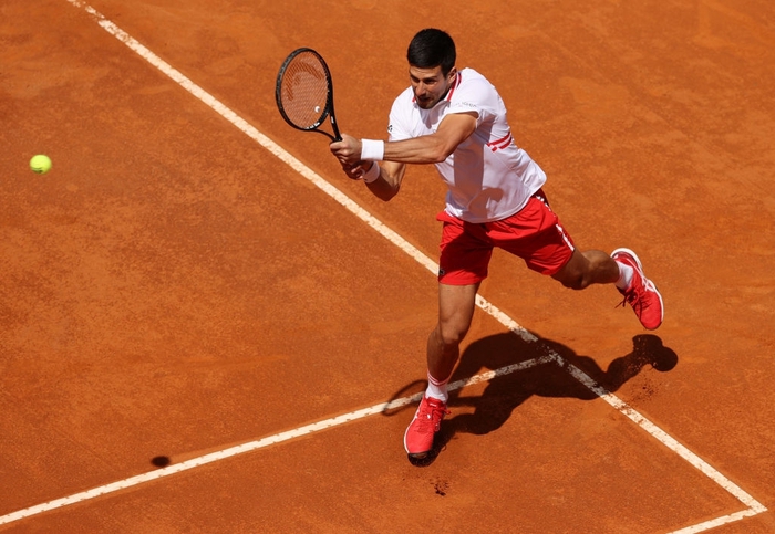 Djokovic thắng liên tiếp hai trận trong ít giờ để đấu Nadal tại chung kết Rome Masters - Ảnh 3.
