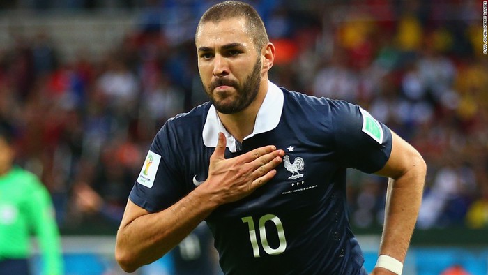 Benzema chính thức trở lại tuyển Pháp sau 6 năm chờ đợi - Ảnh 1.