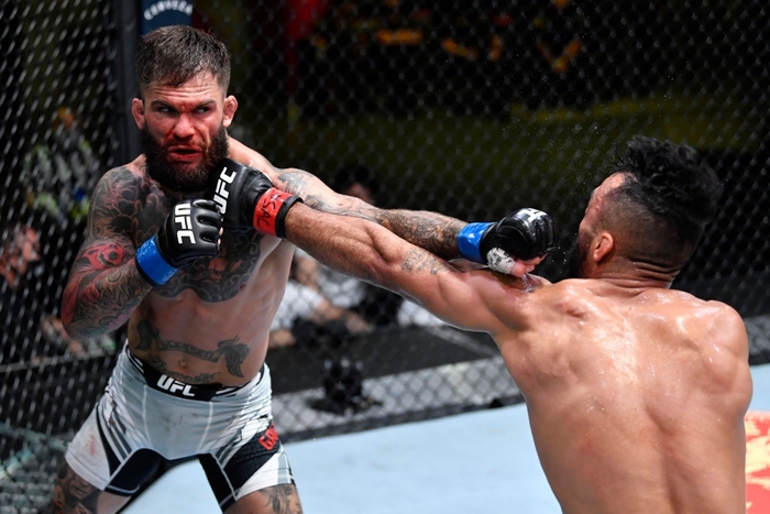 Rob Font đánh bại cựu vương Cody Garbrandt trong trận đấu tâm điểm tại UFC  - Ảnh 6.