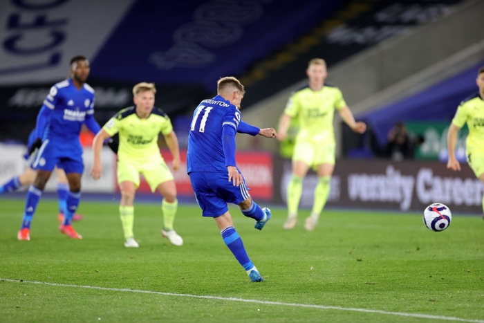 Thất bại đầy bất ngờ trước Newcastle, Leicester City có nguy cơ mất vị trí thứ 3 vào tay Chelsea - Ảnh 6.