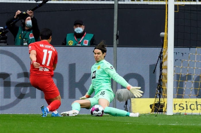 Đánh bại Leipzig 3-2, Borussia Dortmund giúp Bayern Munich "đóng hòm" Bundesliga - Ảnh 1.