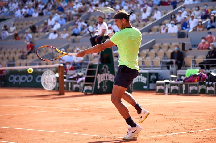Djokovic đổ máu để đại chiến Nadal tại bán kết Roland Garros - Ảnh 10.
