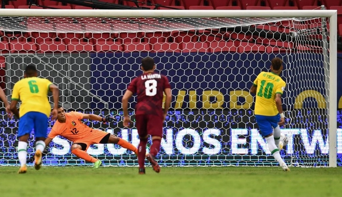 Vùi dập Venezuela 3-0 trong ngày khai màn Copa America,  chủ nhà Brazil khẳng định sức mạnh - Ảnh 6.