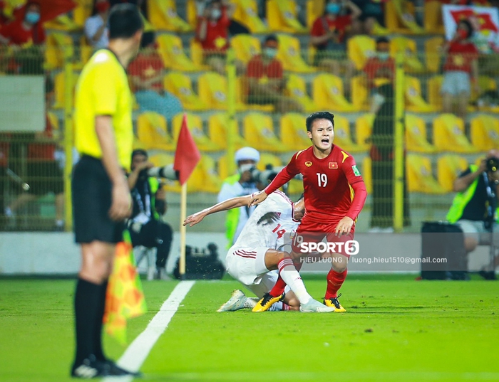 Chấm điểm cầu thủ Việt Nam vs UAE: Khác biệt mang tên Minh Vương - Ảnh 6.