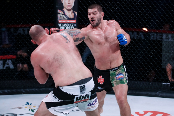 Valentin Moldavsky đánh bại Timothy Johnson trong trận đại chiến, giành về chiếc đai lịch sử của Bellator - Ảnh 6.