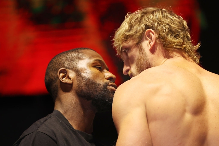 Cướp mũ và giật túi xách: Anh em nhà Paul đã học được nhiều điều từ chính Floyd Mayweather - Ảnh 4.