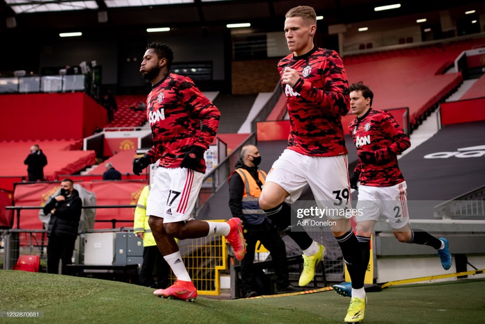 Solskjaer muốn Manchester United chơi tấn công nhiều hơn ở mùa giải mới với sơ đồ 4-3-3: cơ hội cho Van De Beek? - Ảnh 3.