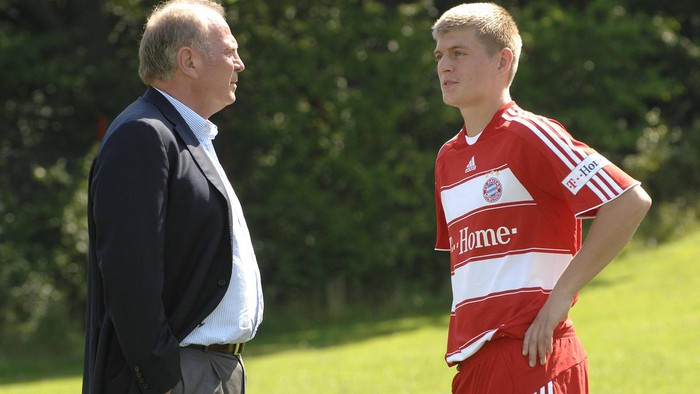 Toni Kroos bị huyền thoại Đức và cựu chủ tịch đội bóng cũ chê bai - Ảnh 2.