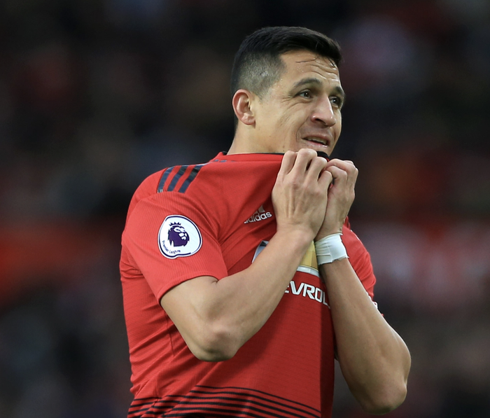 Alexis Sanchez dẫn đầu đội hình tệ nhất thế kỷ 21 của Manchester United  - Ảnh 12.