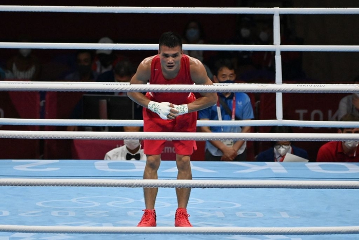Ảnh: Nguyễn Văn Đương vượt qua đối thủ mạnh, giúp boxing Việt Nam có chiến thắng lịch sử sau 33 năm - Ảnh 10.