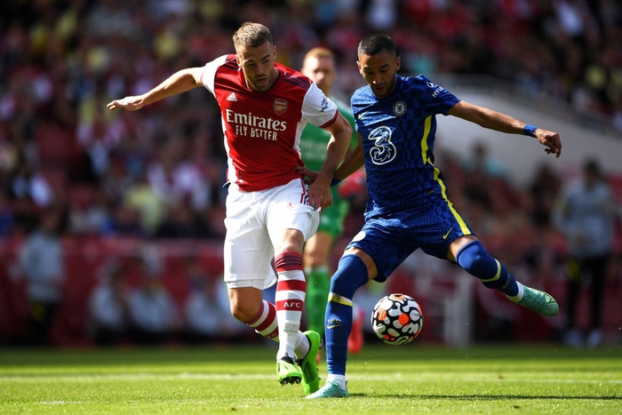 Arsenal 1-2 Chelsea: The Blues phung phí cơ hội, sao "Pháo thủ" mắc sai lầm ngớ ngẩn  - Ảnh 7.