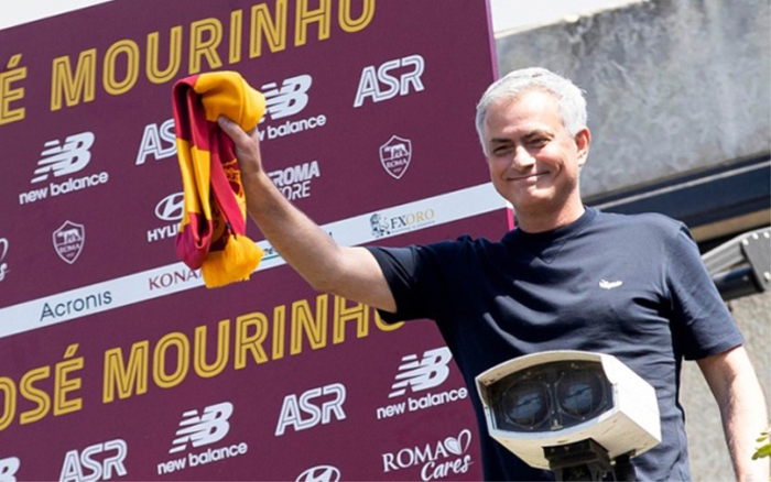Học trò thức khuya chơi điện tử, Jose Mourinho xỉa xói tựa game Fornite - Ảnh 2.