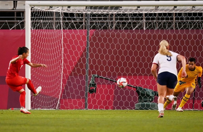 VAR vào cuộc, nữ Canada nhọc nhằn vượt qua Mỹ với tỷ số tối thiểu 1-0 để giành vé vào chơi trận chung kết - Ảnh 5.