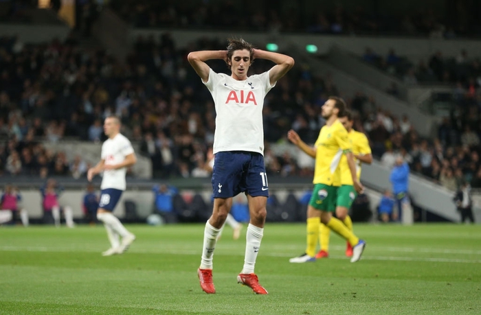 Harry Kane ghi những bàn thắng đầu tiên cho Tottenham sau drama bỏ tập, đòi rời đội - Ảnh 4.