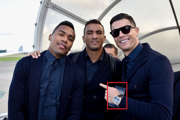 Ronaldo vô tình để lộ mật khẩu của chiếc điện thoại trị giá hơn 27 triệu đồng - Ảnh 3.