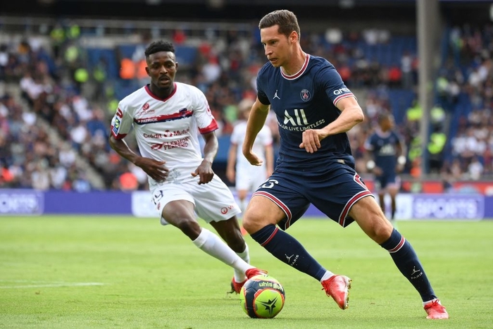 Cựu sao MU tỏa sáng, PSG giải mã hiện tượng Clermont bằng cơn mưa bàn thắng - Ảnh 5.