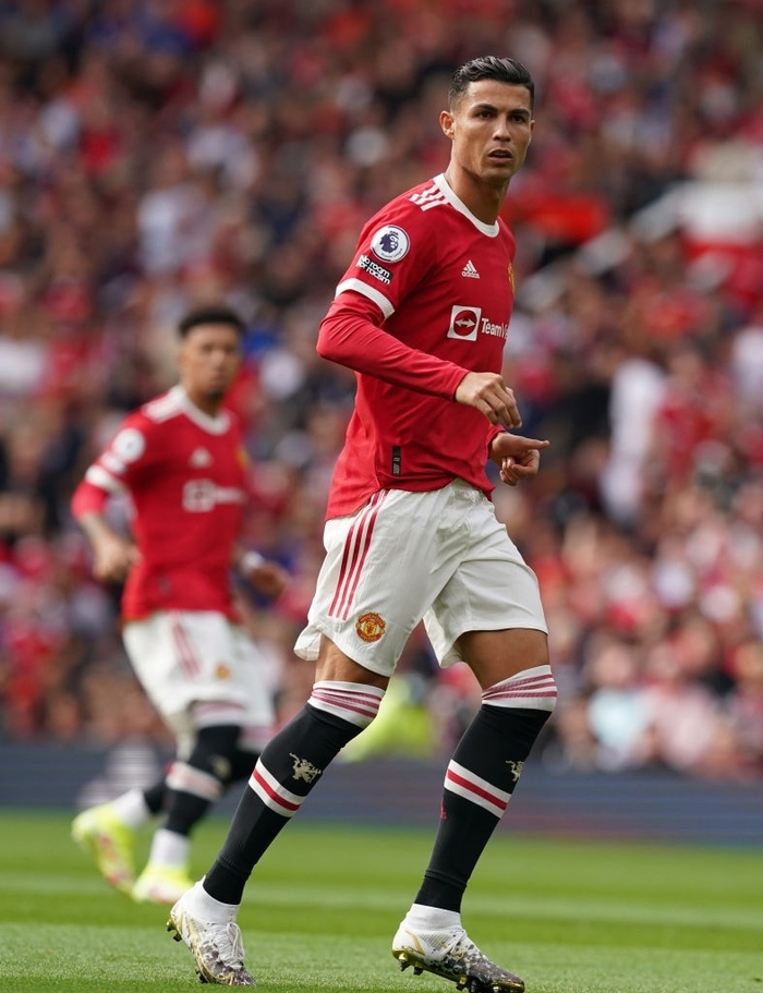 Cristiano Ronaldo chính thức ra mắt Manchester United sau 12 năm xa cách - Ảnh 9.