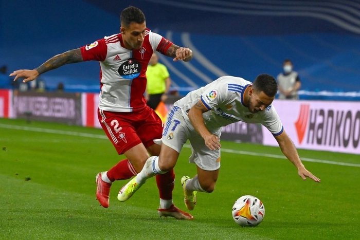 Real Madrid lên đỉnh BXH La Liga trong ngày trở lại Santiago Bernabeu sau 18 tháng - Ảnh 4.