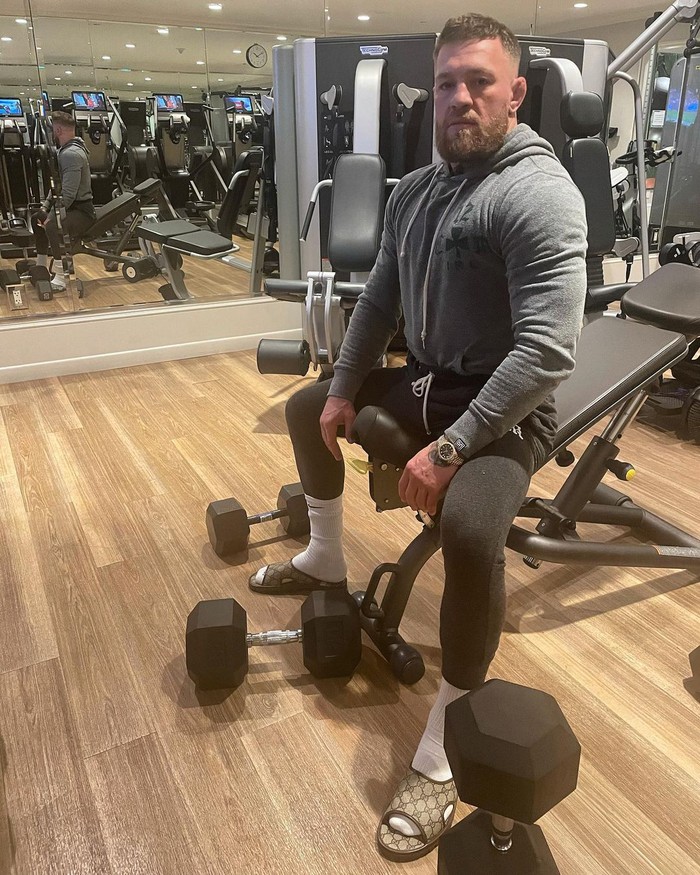 Conor McGregor cập nhật tin vui về tình hình chấn thương: Tôi cảm giác mình có thể tung cước ngay lúc này - Ảnh 2.
