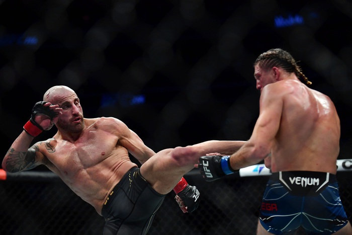 Alexander Volkanovski - huyền thoại mới của MMA - Ảnh 1.