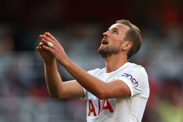 Harry Kane bỏ lỡ cơ hội đối mặt