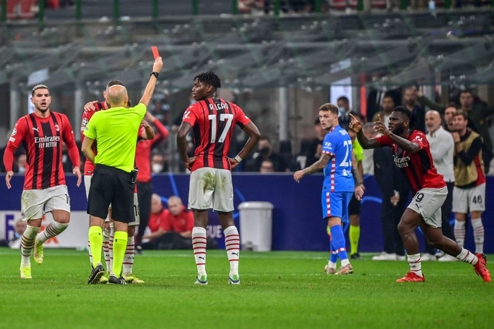 Griezmann &quot;mở tài khoản&quot;, trở thành người hùng giúp Atletico Madrid cầm hòa AC Milan - Ảnh 2.