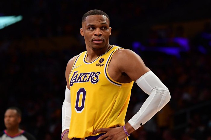 Russell Westbrook “đứng hình” trước câu hỏi làm thế nào Los Angeles Lakers cải thiện bản thân - Ảnh 1.