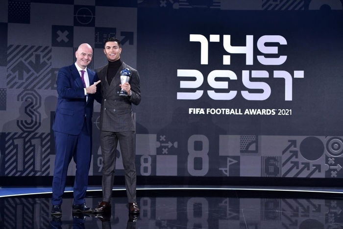 Lewandowski đoạt giải FIFA The Best năm thứ 2 liên tiếp, cân bằng kỷ lục của Ronaldo - Ảnh 8.