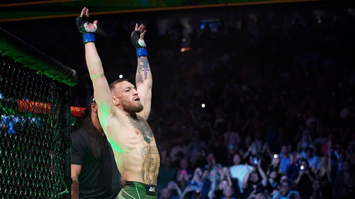 Những điều điên rồ có thể diễn ra tại làng MMA trong năm 2022: McGregor được tranh đai, Chimaev và Makhachev lên ngôi - Ảnh 2.