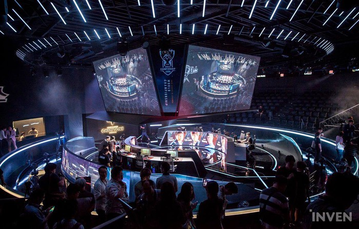 2021 là một năm đặc biệt với LCK và LPL