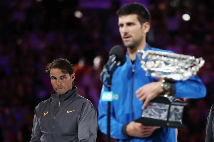 Trong lúc Djokovic chờ bị trục xuất, Nadal 