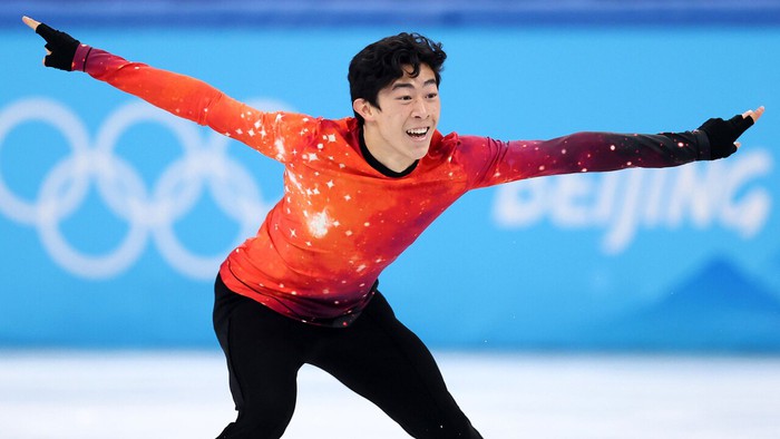 Mạng xã hội Trung Quốc gắn mác "kẻ phản bội" với nhà vô địch Olympic Bắc Kinh - Ảnh 2.