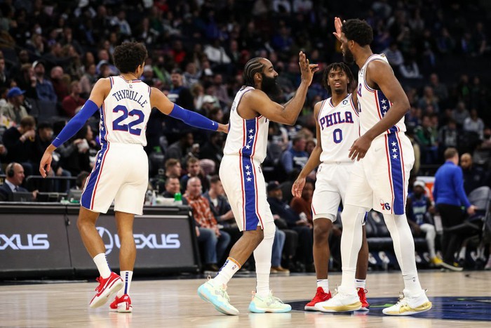 James Harden ra mắt ấn tượng, Philadelphia 76ers hủy diệt Minnesota Timberwolves 31 điểm - Ảnh 3.