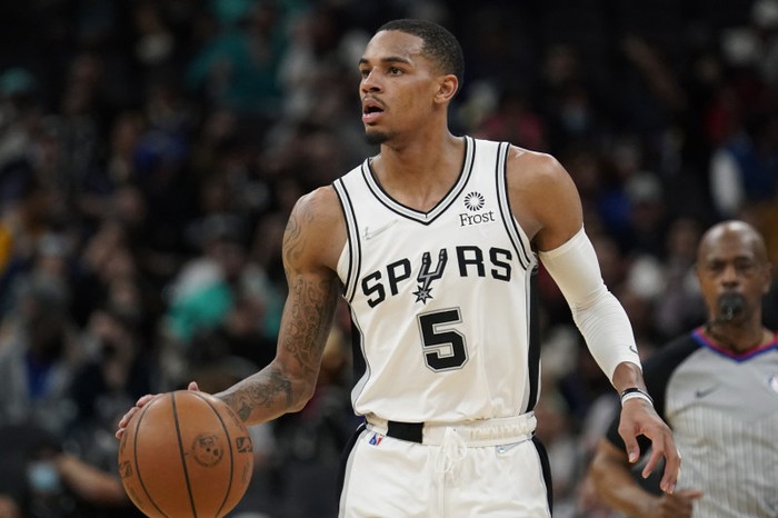 NBA tung danh sách All-Star 2022: Đội hình xuất phát, dự bị và những sự vắng mặt đáng tiếc - Ảnh 6.