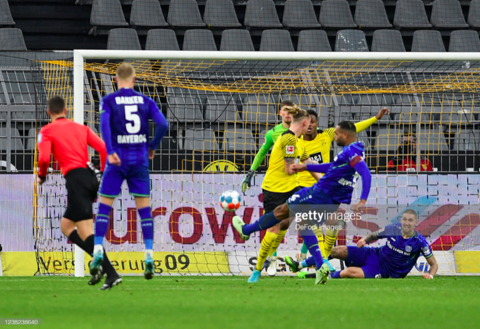 Dortmund bị Leverkusen nghiền nát - Ảnh 4.