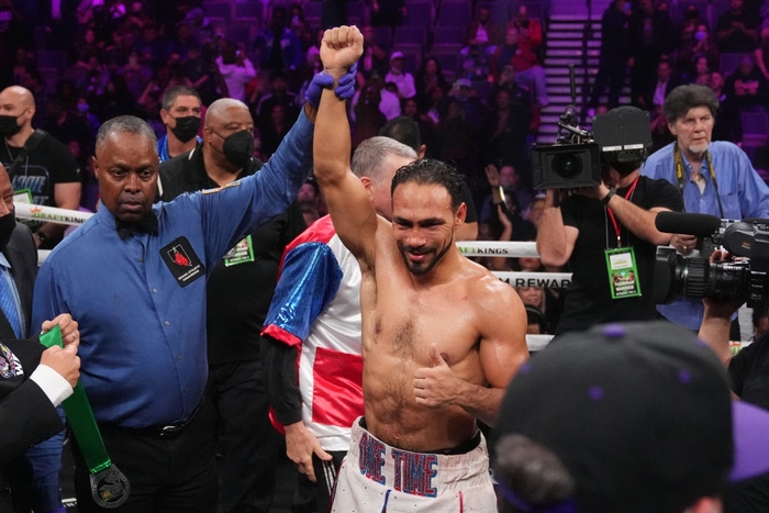 Cựu vương Keith Thurman giành chiến thắng ấn tượng trong ngày tái xuất võ đài  - Ảnh 9.