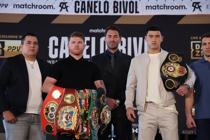 Cuộc hành trình lịch sử của Canelo Alvarez tiếp tục bằng kèo đấu không thể bỏ qua cùng Dmitry Bivol - Ảnh 1.