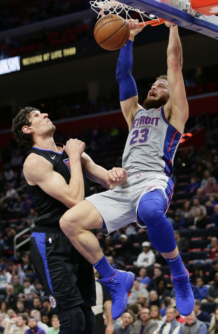 Detroit Pistons: Đội bóng yếu kém và bị ảnh hưởng nặng nề khi thành phố tuyên bố phá sản - Ảnh 4.